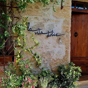 la-vita-dolce-luberon.fr-provencehotel.com/